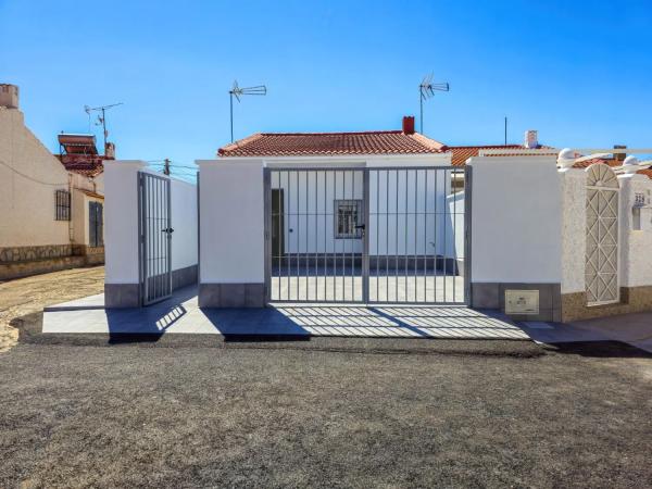 Chalet adosado en calle Rafael GuerraGuerrita