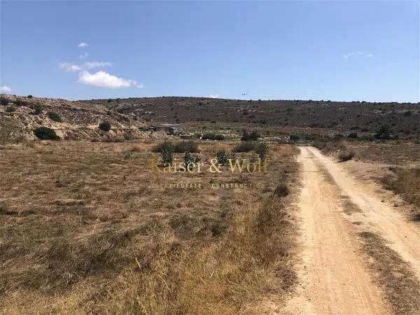 Terreno en Partida Vallongas