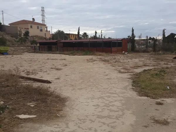 Terreno en calle Cala Blanca, 12