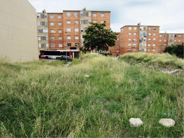 Terreno en Barri Zona Nord