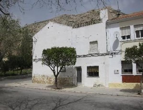 Chalet pareado en Barrio San Francisco de Asís Bloque g