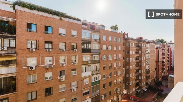 4-Zimmer-Wohnung zu vermieten in Barcelona