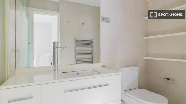 Apartamento de 2 dormitorios en alquiler en Madrid