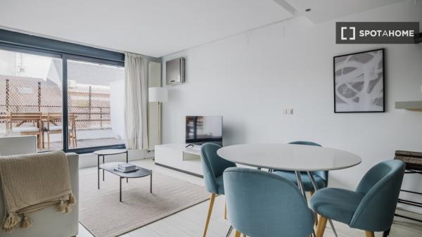 Apartamento de 2 dormitorios en alquiler en Madrid