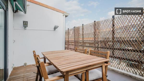 Apartamento de 2 dormitorios en alquiler en Madrid