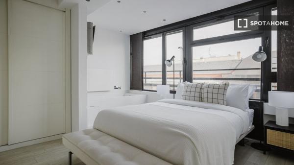 Apartamento de 2 dormitorios en alquiler en Madrid