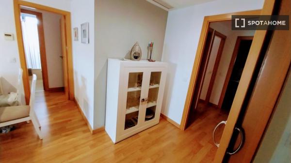 3-bedroom apartment for rent in Norte, Seville