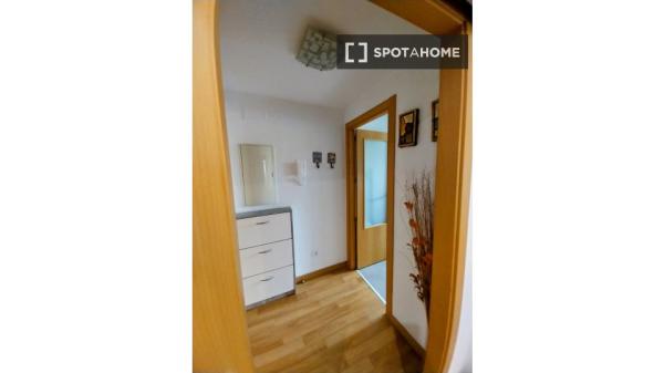 3-bedroom apartment for rent in Norte, Seville