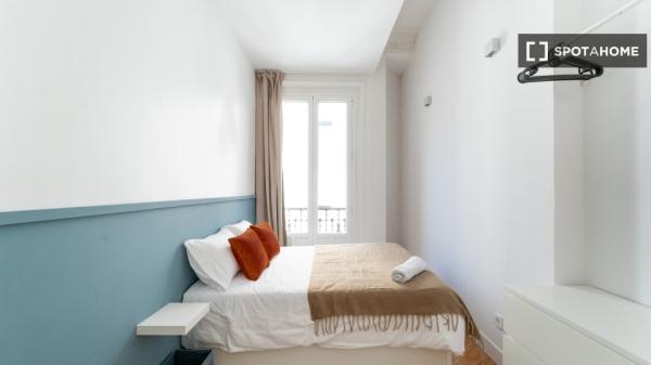 Superbe chambre à louer à Madrid