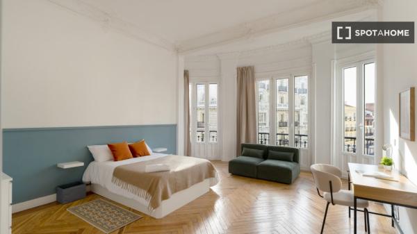 Superbe chambre à louer à Madrid